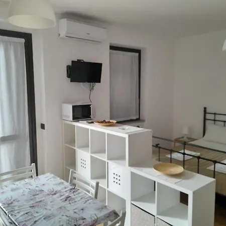 Casa Stefania 3 * Mandello del Lario
